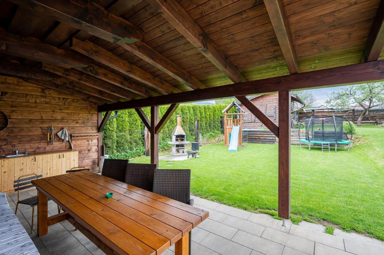Drevenica Emilka, 5 Min Restauracia, Z Terasy Vyhlad Na Kralovu Holu A Polomske Ocko, Gril, Ohnisko, Kotlik Villa Brezno Eksteriør billede